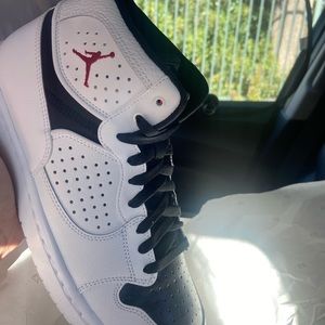 Jordan Acess brand new white black and red size 10